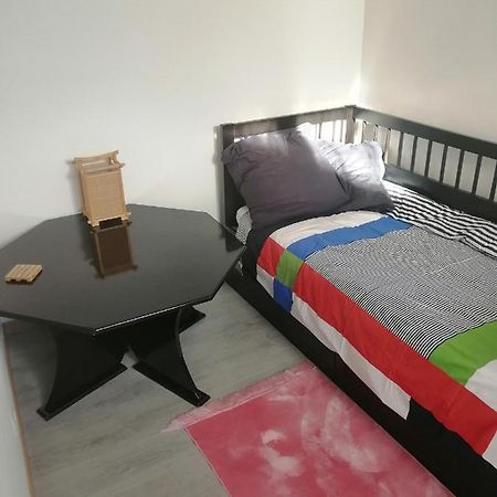 Petit Cocon Pour 1 Personne Apartment Argenteuil Exterior foto